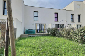 Villa moderne avec 2 chambres dans une résidence à 500m de la plage